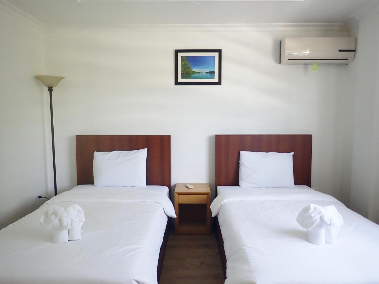 Blue Ocean View Hotel 코로르 외부 사진