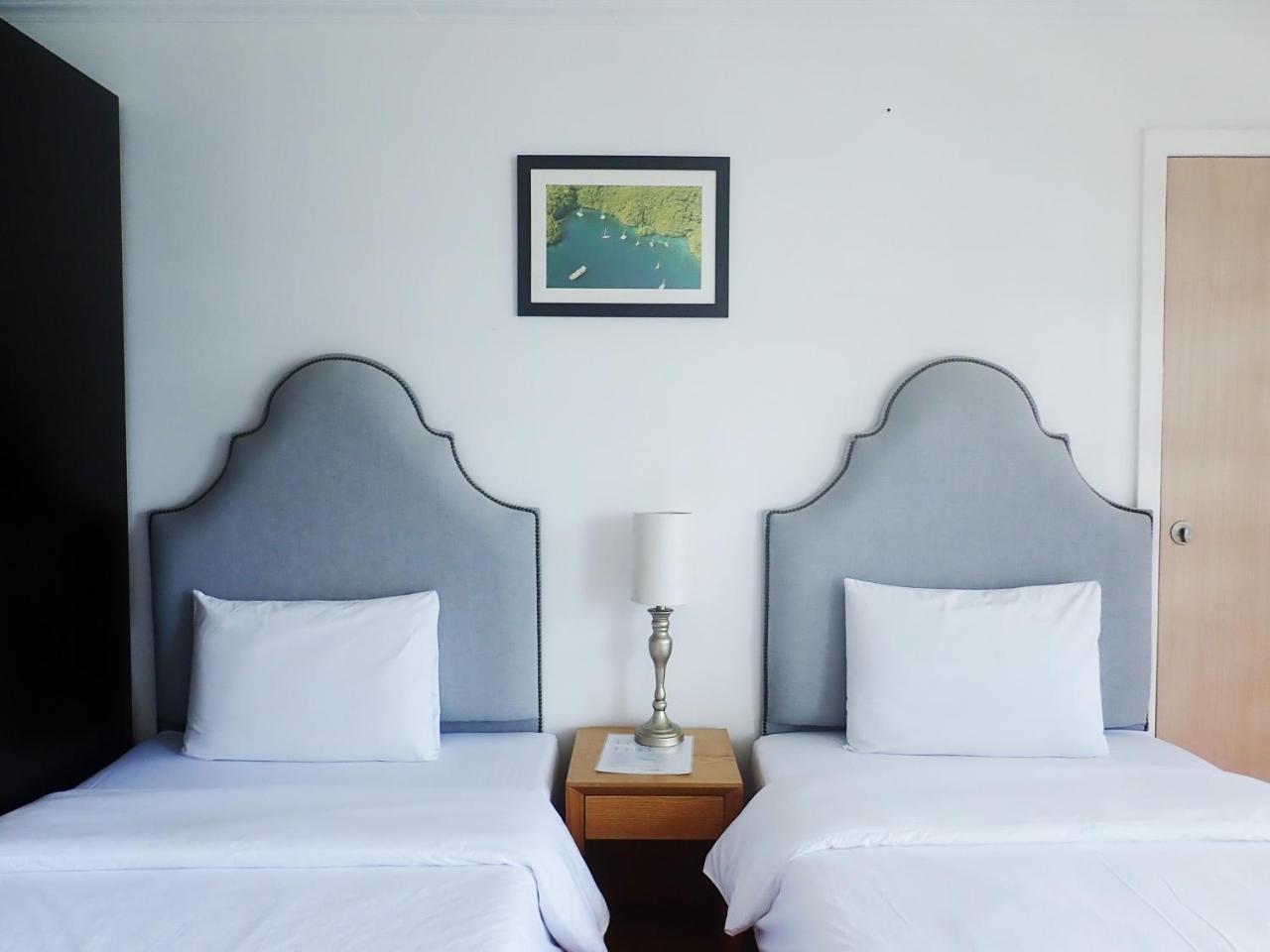 Blue Ocean View Hotel 코로르 외부 사진