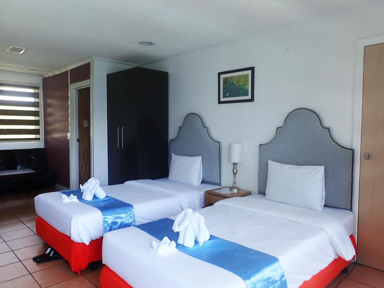 Blue Ocean View Hotel 코로르 외부 사진